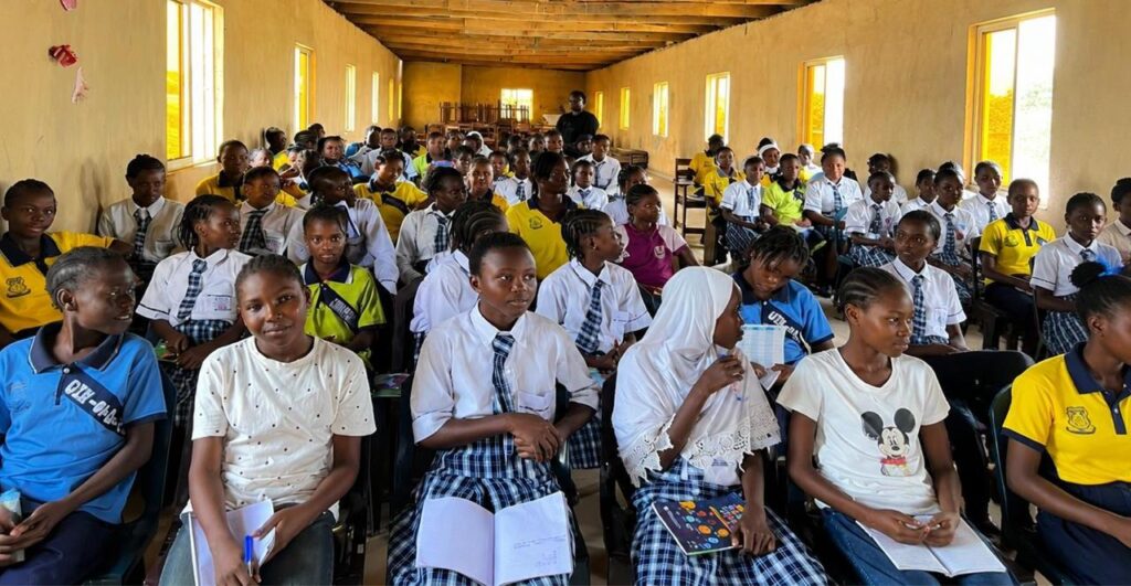 GLTeens Reaches Girls in Ikorodu Through TreasureHer School Outreach Global Light Teens (GLTeens)